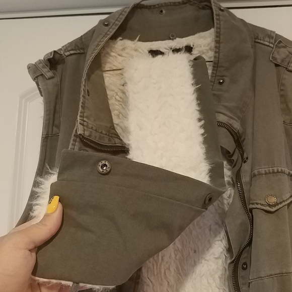 StitchFix TINSELOdensay Cargo Vest - Picture 10 of 10